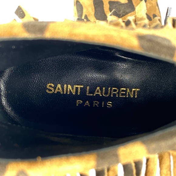 Saint Laurent Anita ankle boots in leopard pattern suede - Picture 7 of 9